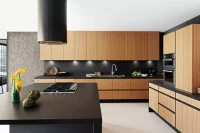 Góc Giải Đáp: Nên chọn tủ bếp gỗ công nghiệp hay gỗ tự nhiên?